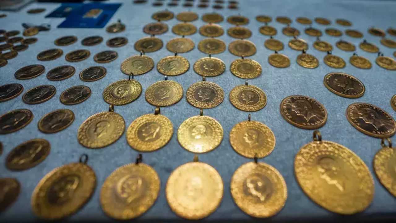 Altın Zirvede: Gram ve Çeyrek Rekor Kırdı 2 Altin Zirvede Gram ve Ceyrek Rekor Kirdi 2
