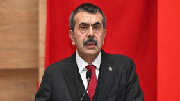 Bakan Tekin’den Eğitime Kürtçe ve Zorunlu Süre Ayarı Sinyali