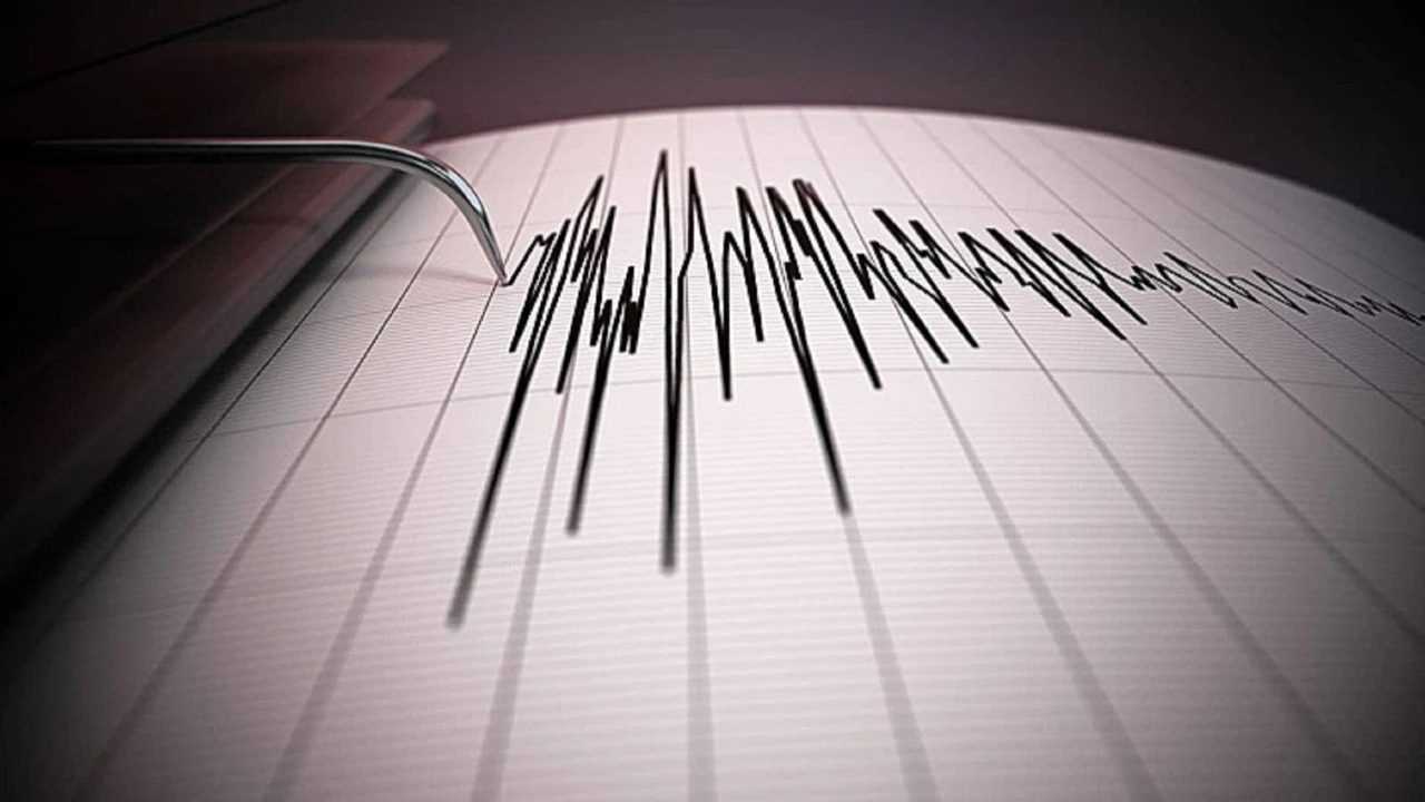 Canakkalede Guclu Sarsinti 4.4 Deprem Meydana Geldi 1