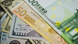 Dolar ve Avro Yeni Haftaya Zirveye Yakın Başladı