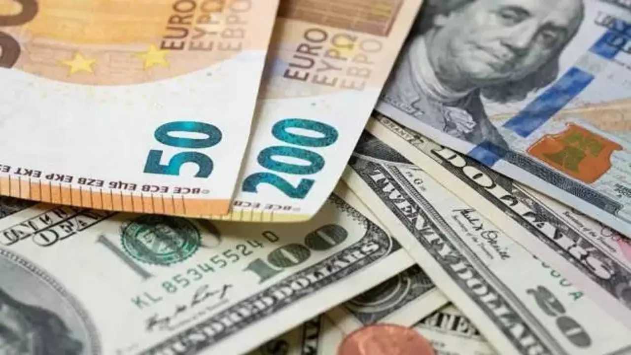 Dolar ve Avro Yeni Haftaya Zirveye Yakın Başladı 2 Dolar ve Avro Yeni Haftaya Zirveye Yakin Basladi 3