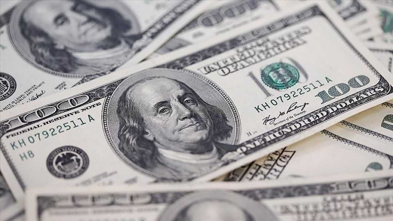 Dolar ve Euro Zirveye Koşuyor: Rekora Kalan Sadece Yüzdeler 5 Dolar ve Euro Zirveye Kosuyor Rekora Kalan Sadece Yuzdeler 7
