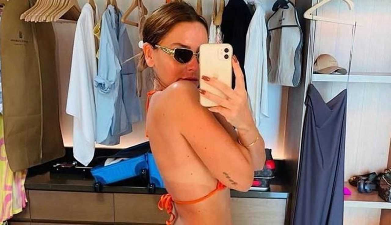 Hadise Yine Gündemde: Usher, Sarı Elbise ve Sert Mesaj 2 Hadise Yine Gundemde Usher Sari Elbise ve Sert Mesaj 3