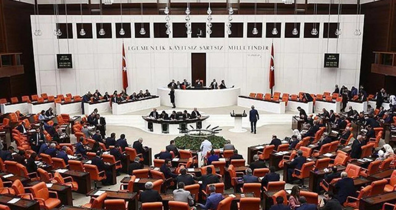 Meclis’te Fırtına Gibi Değişim: Görevler Yeniden Dağıtıldı