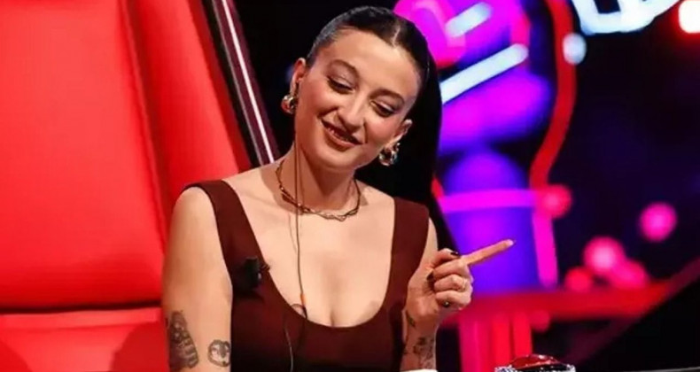 Melike Şahin’den Kırmızı Elbiseyle Göz Kamaştıran Paylaşım