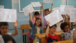 20 Milyon Öğrenci Yaz Tatilinde, YKS Nefes Kestiriyor