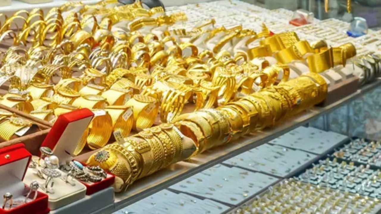 Altın Fırtınası Yaklaşıyor: Rekor Seviyeler Kapıda 7 Altin Firtinasi Yaklasiyor Rekor Seviyeler Kapida 8