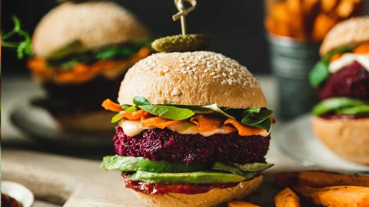 Antalya Havalimanı McDonald’s’ta 1940 TL’lik Hesap 1 Antalya Havalimani McDonaldsta 1940 TLlik Hesap 2