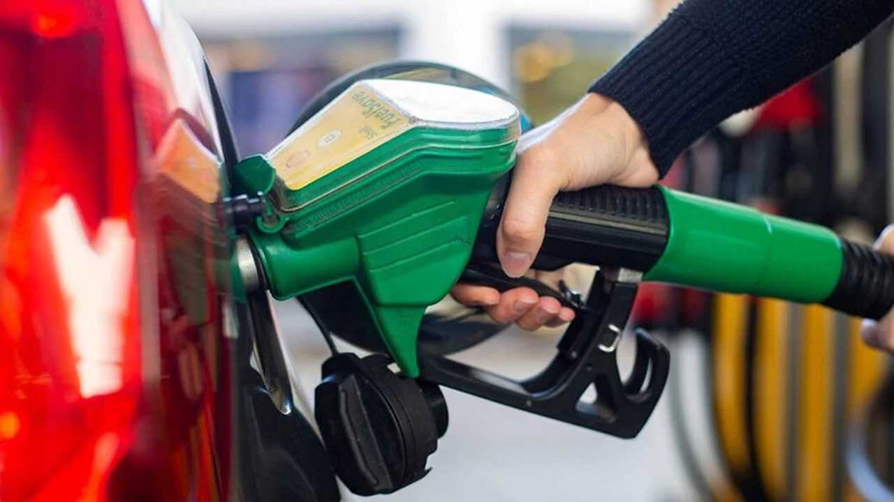 Brent Petrol Yükseldi, Motorine Yeni Zam Geliyor 2 Brent Petrol Yukseldi Motorine Yeni Zam Geliyor 2