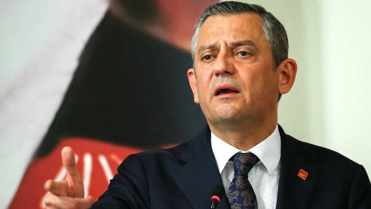 CHP’de Gerilim Tırmanıyor: Özel'den Net Mesaj 2 CHPde Gerilim Tirmaniyor Ozelden Net Mesaj 3