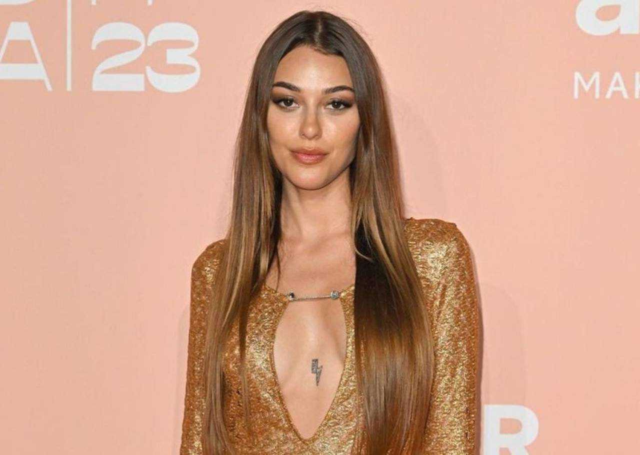 Dilan Çiçek Deniz Yaz Tatilinde Fırtına Gibi Esti 8 Dilan Cicek Deniz Yaz Tatilinde Firtina Gibi Esti 9
