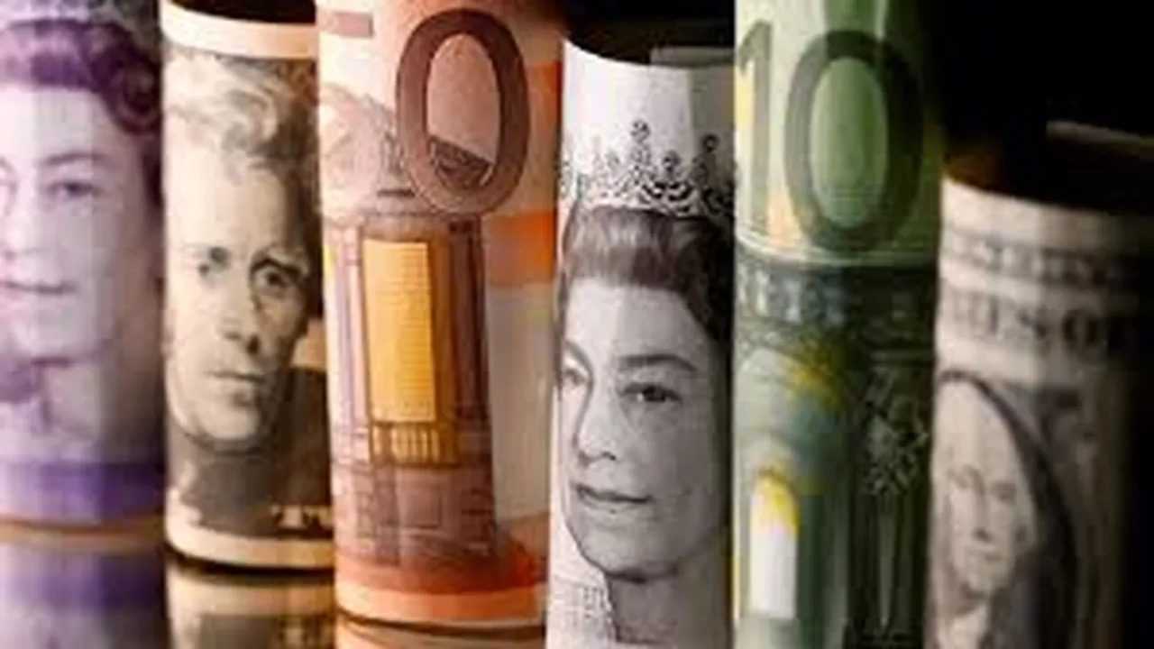 Dolar-Euro Yükseliyor, Piyasalar Alarmda 2 Dolar Euro Yukseliyor Piyasalar Alarmda 3