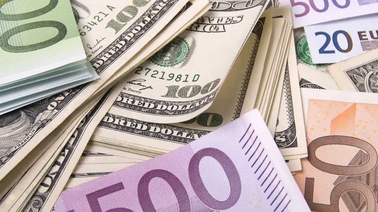 Dövizdeki Dalgalanma Ekonomiyi Sarsıyor 2 Dovizdeki Dalgalanma Ekonomiyi Sarsiyor 3