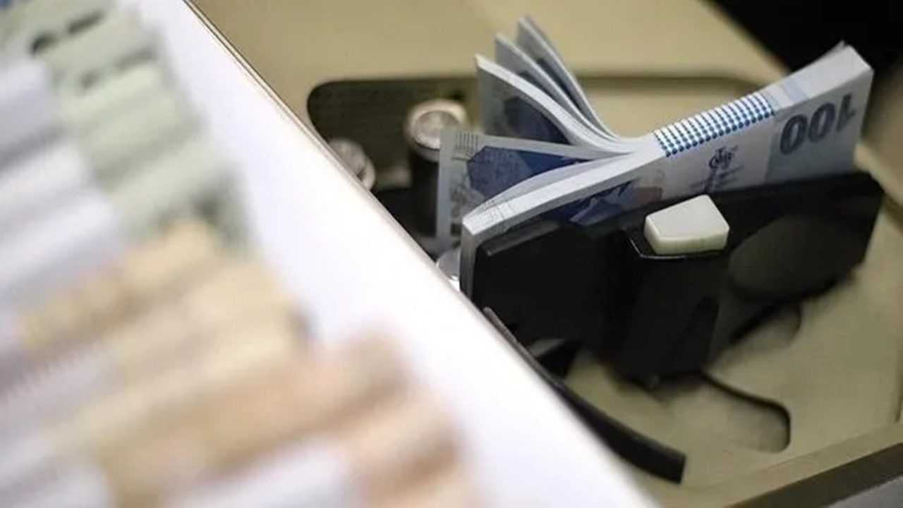 Ekonomide Dönüşüm: Mevduat Artıyor, KKM Eriyor 3 Ekonomide Donusum Mevduat Artiyor KKM Eriyor 4