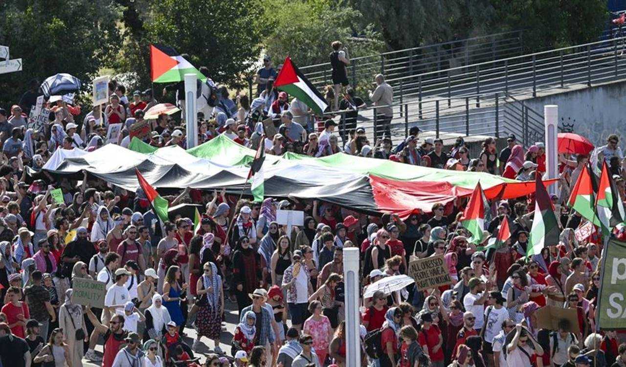 Festivalde İsrail Gerilimi: Bakan Streeting'den Sert Yanıt 2 Festivalde Israil Gerilimi Bakan Streetingden Sert Yanit 3