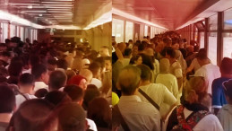 İsrail Saldırıları İranlıları Göçe Zorluyor