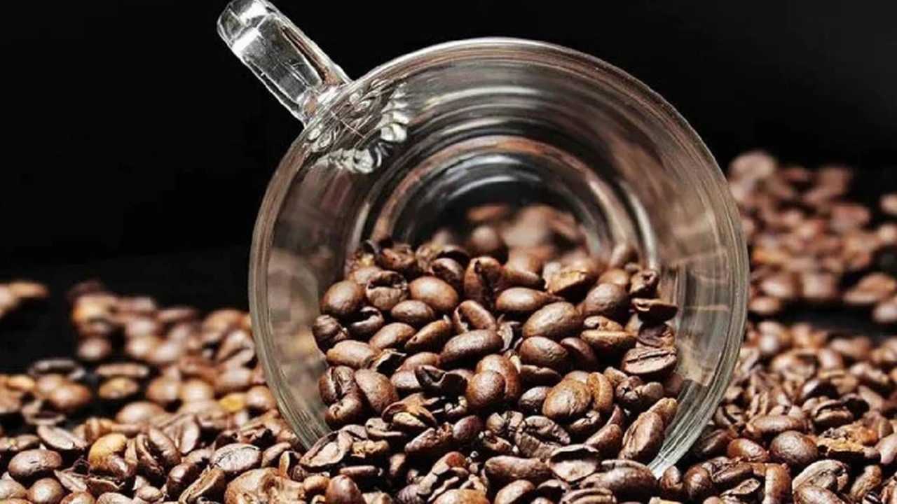 Kahveye Rekor Zam Ogrenci Icemez Hale Geldi 2