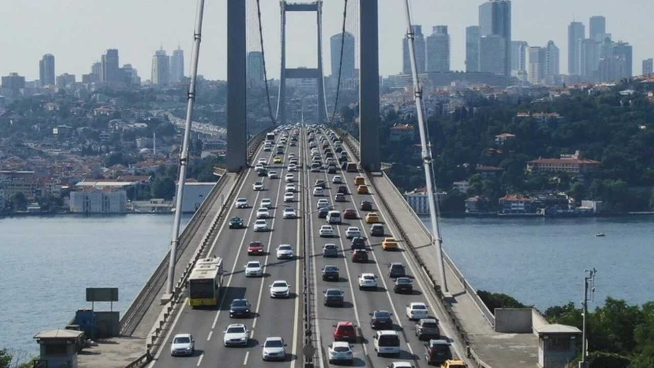 Kurban Bayraminda Kopruler ve Toplu Tasima Ucretsiz 2