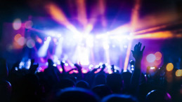 Otobüste, Sahilde, Durakta Müzik Keyfi Ceza Getirdi