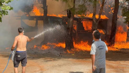 Antalya Yanıyor: Üç İlçede Yangın ve Tahliyeler