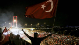 Darbe Geldi, Halk Direndi: 15 Temmuz’un Sessiz Çığlığı