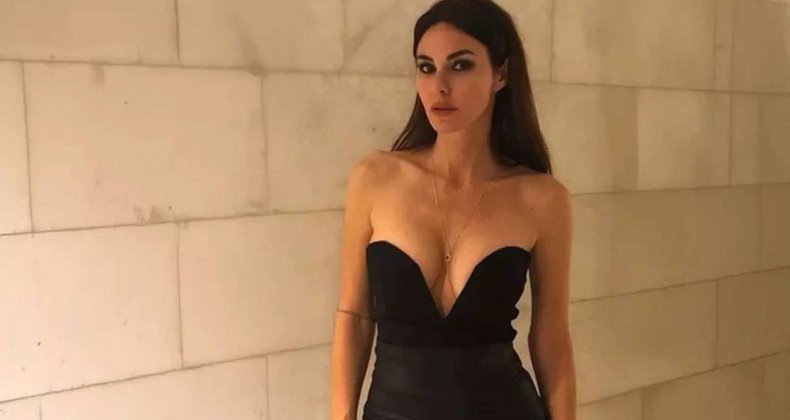 Defne Samyeli’den Cannes’da Göz Kamaştıran 53. Yaş Kutlaması
