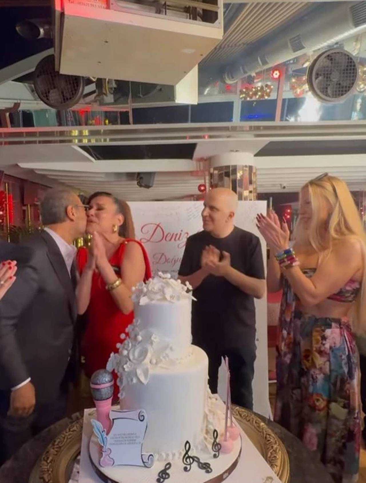 Deniz Seki’den 2 Ayda Şaşırtan Değişim 5 Deniz Seki Hem Sahneyi Hem Kalpleri Fethediyor 6