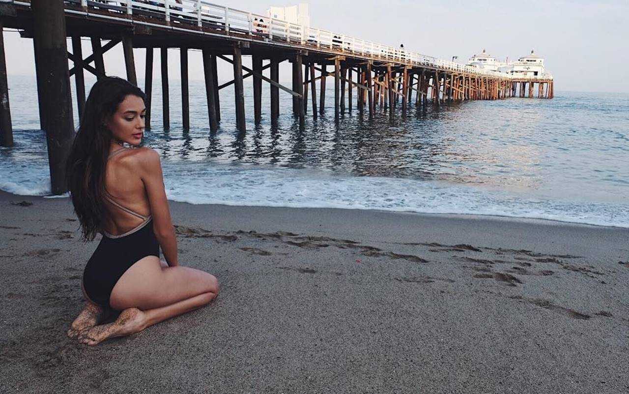 Dilan Çiçek Deniz’den Hydra’da Aşk ve Tatil 8 Dilan Cicek Denizden Hydrada Ask ve Tatil 9