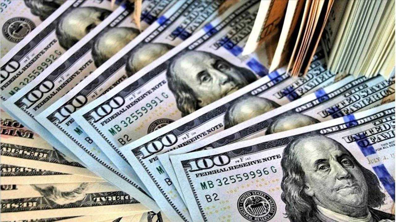 Dolar Rekora Koşuyor: Yeni Haftaya 40,55 TL'den Başladı 4 Dolar Rekora Kosuyor Yeni Haftaya 4055 TLden Basladi 5
