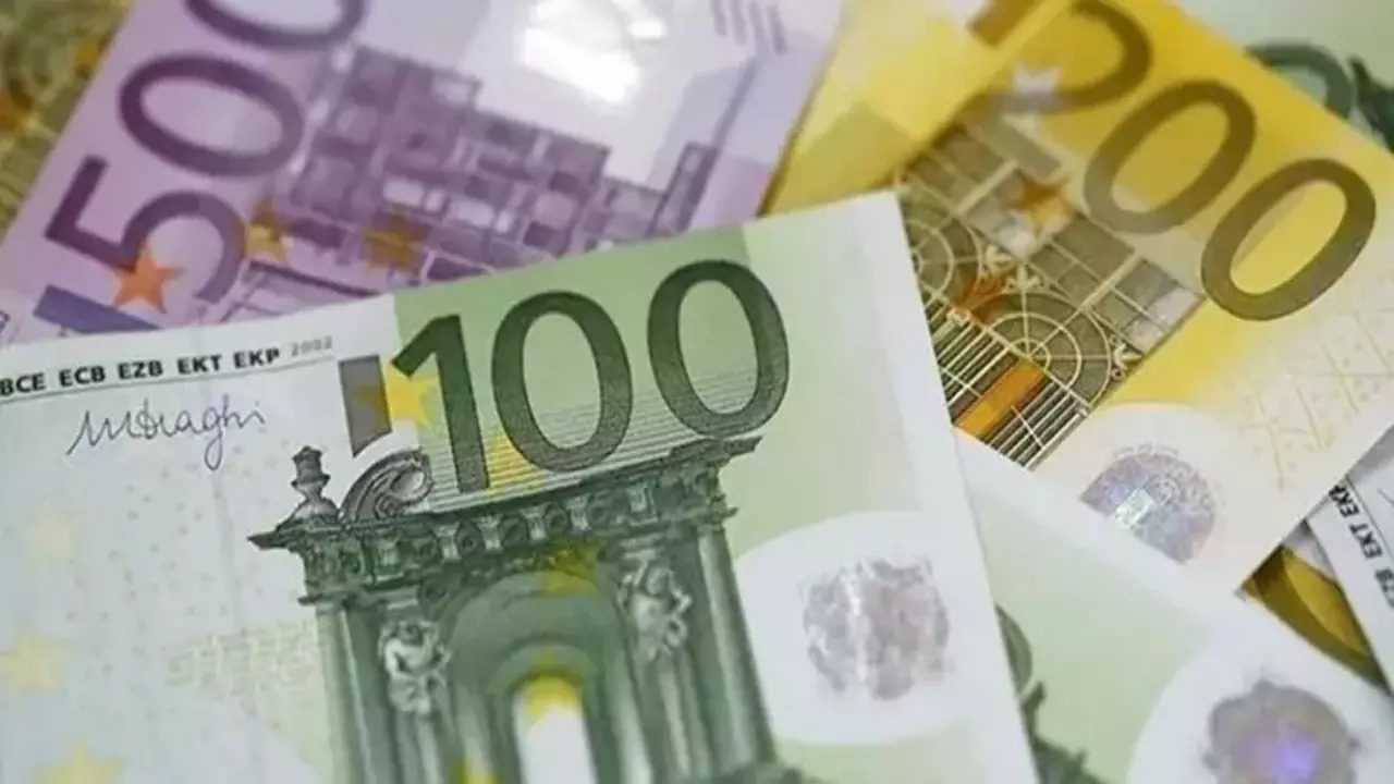 Dövizde Sıcak Saatler: Dolar ve Euro Rekora Koşuyor 5 Dovizde Sicak Saatler Dolar ve Euro Rekora Kosuyor 6