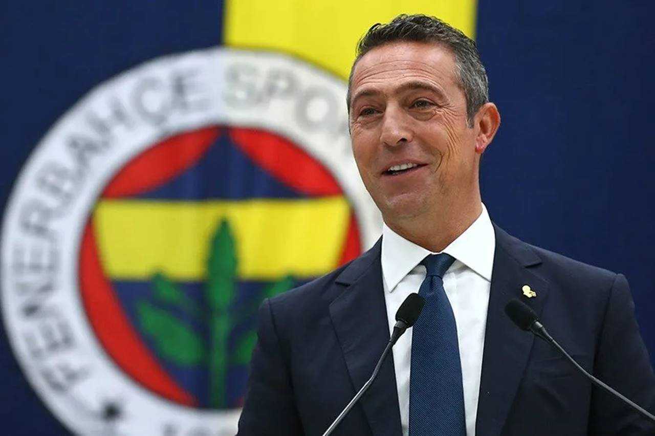 Fenerbahçe’de Sürpriz İstifa Bombası 2 Fenerbahcede Surpriz Istifa Bombasi 4