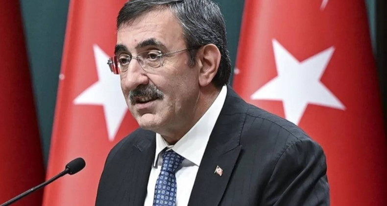 İsrail Şam’ı Bombaladı: Türkiye Açık Tehdit Dedi