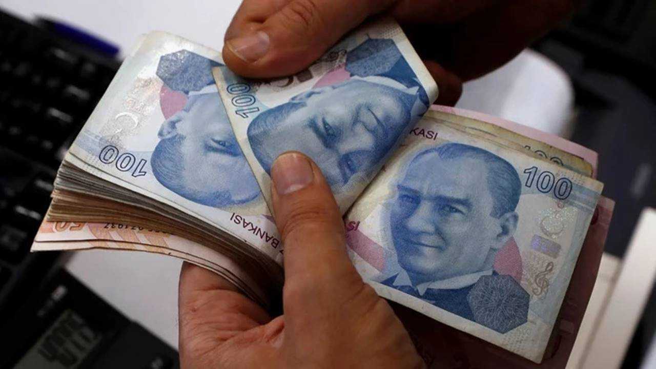 Memur ve Emekliye Çifte Zam! Maaşlar Erken Yatıyor 3 Memur ve Emekliye Cifte Zam Maaslar Erken Yatiyor 4