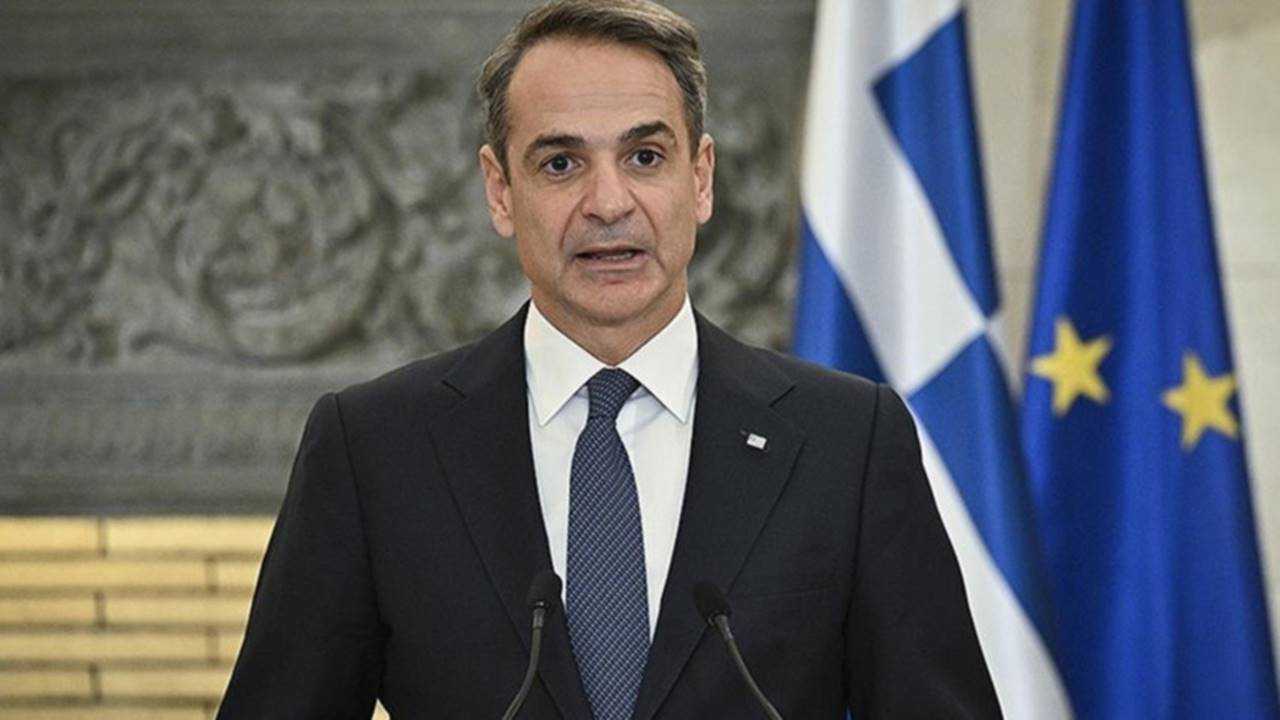 Parlamentoda Kimyasal Şüphesi: Hedef Miçotakis 2 Parlamentoda Kimyasal Suphesi Hedef Micotakis 3