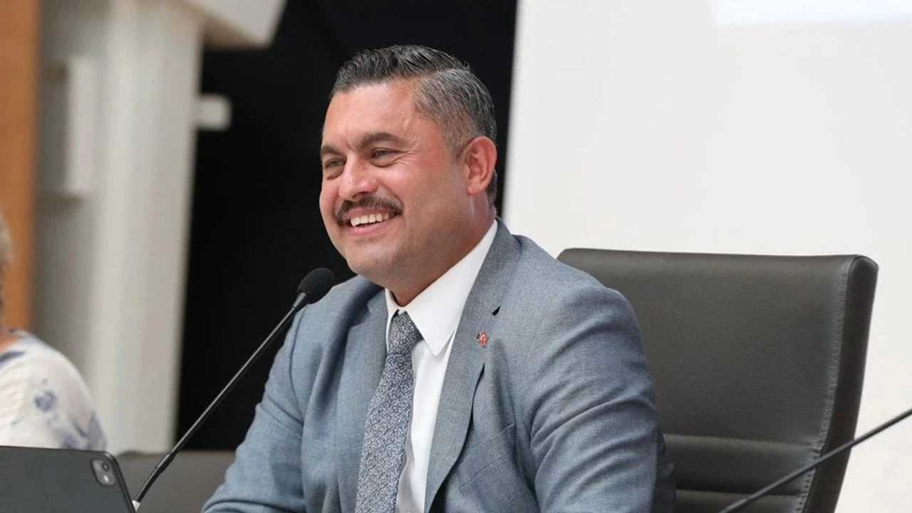 Şile Belediyesi’ne Şafak Baskını: Başkan Kabadayı Gözaltında 3 Sile Belediyesine Safak Baskini Baskan Kabadayi Gozaltinda 3