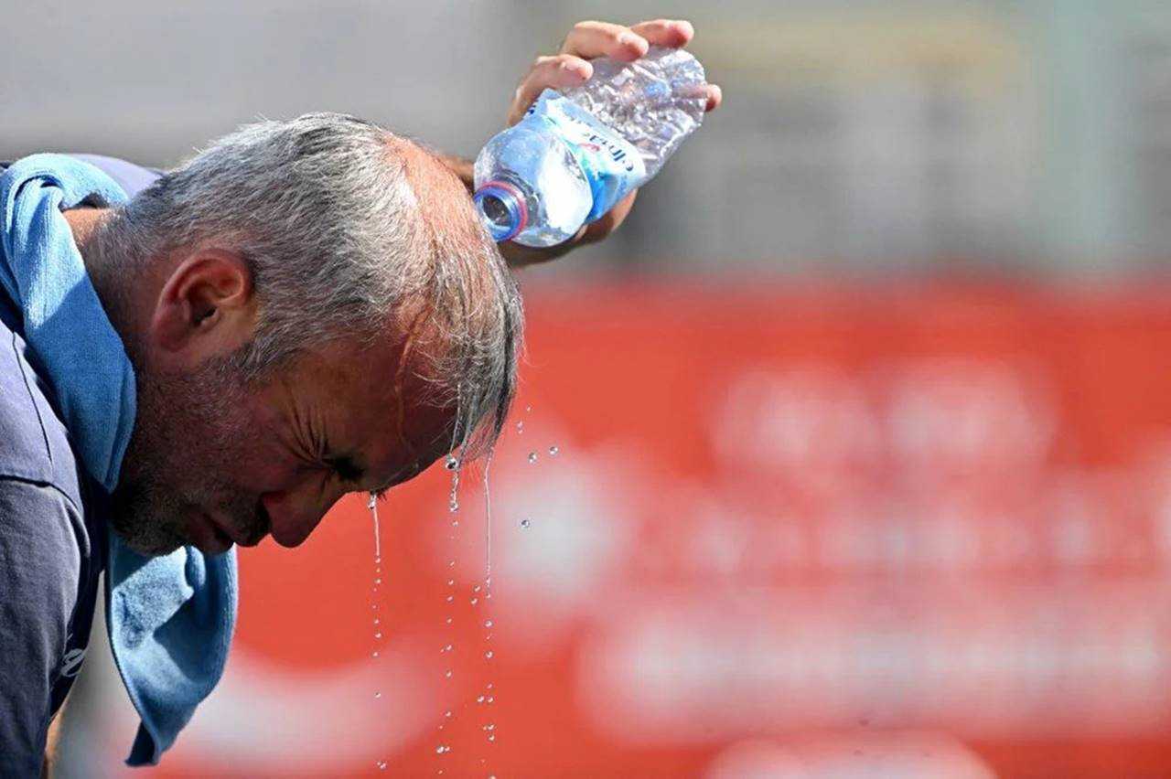 Türkiye Kaynıyor: Sıcaklık 55 Dereceye Dayandı 3 Turkiye Kayniyor Sicaklik 55 Dereceye Dayandi 4