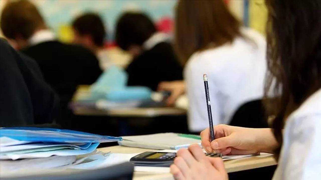 Zorunlu Eğitimde Çığır: Liselerde 2+2 Modeli Öne Çıkıyor 2 Zorunlu Egitimde Cigir Liselerde 22 Modeli One Cikiyor 3