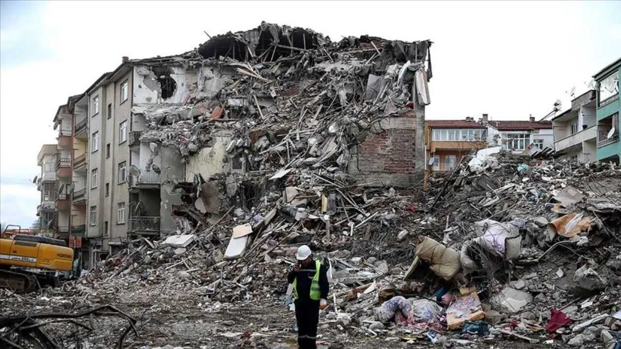 Afetlerin Ardından Umut: 6 Milyona Psikososyal Destek 2 Afetlerin Ardindan Umut 6 Milyona Psikososyal Destek 3