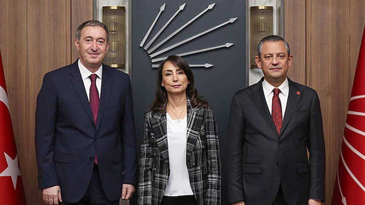 DEM Lideri, Çok Konuşulacak Sözlerle CHP'yi Hedef Aldı 1 DEM Lideri Cok Konusulacak Sozlerle CHPyi Hedef Aldi 2