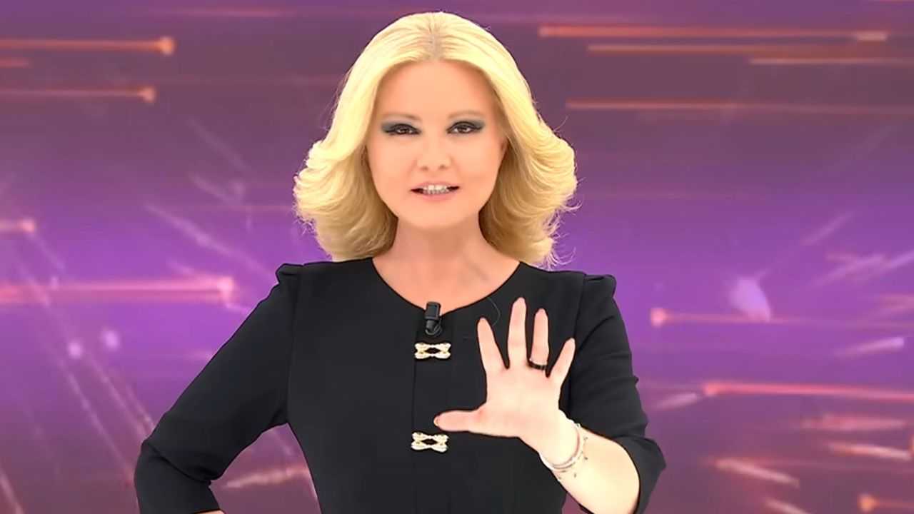 Muge Anlidan Beklenen Mujde Yeni Sezon 2 Eylulde Basliyor 4