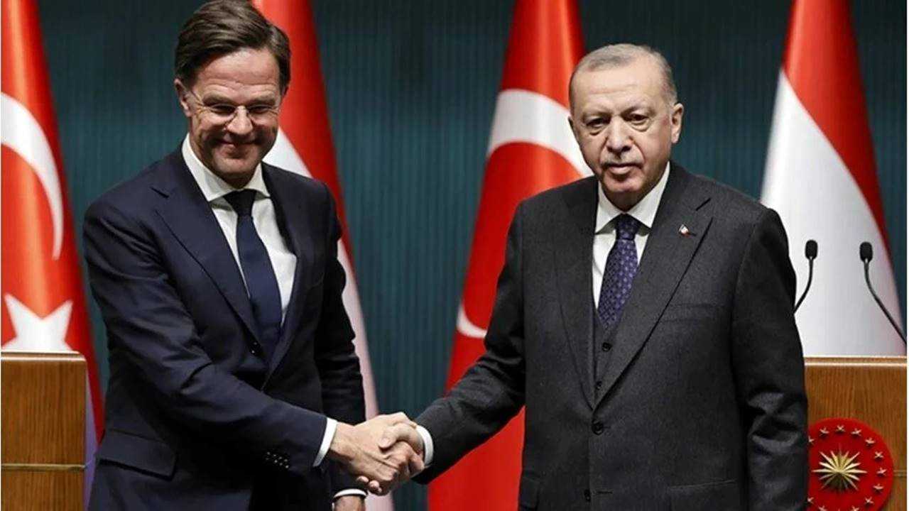 NATO Zirvesi Sonrası Erdoğan-Rutte Görüşmesi 1 NATO Zirvesi Sonrasi Erdogan Rutte Gorusmesi 2