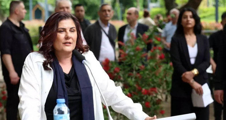 Özlem Çerçioğlu Sürpriz Hamleyle AK Parti’ye Katıldı