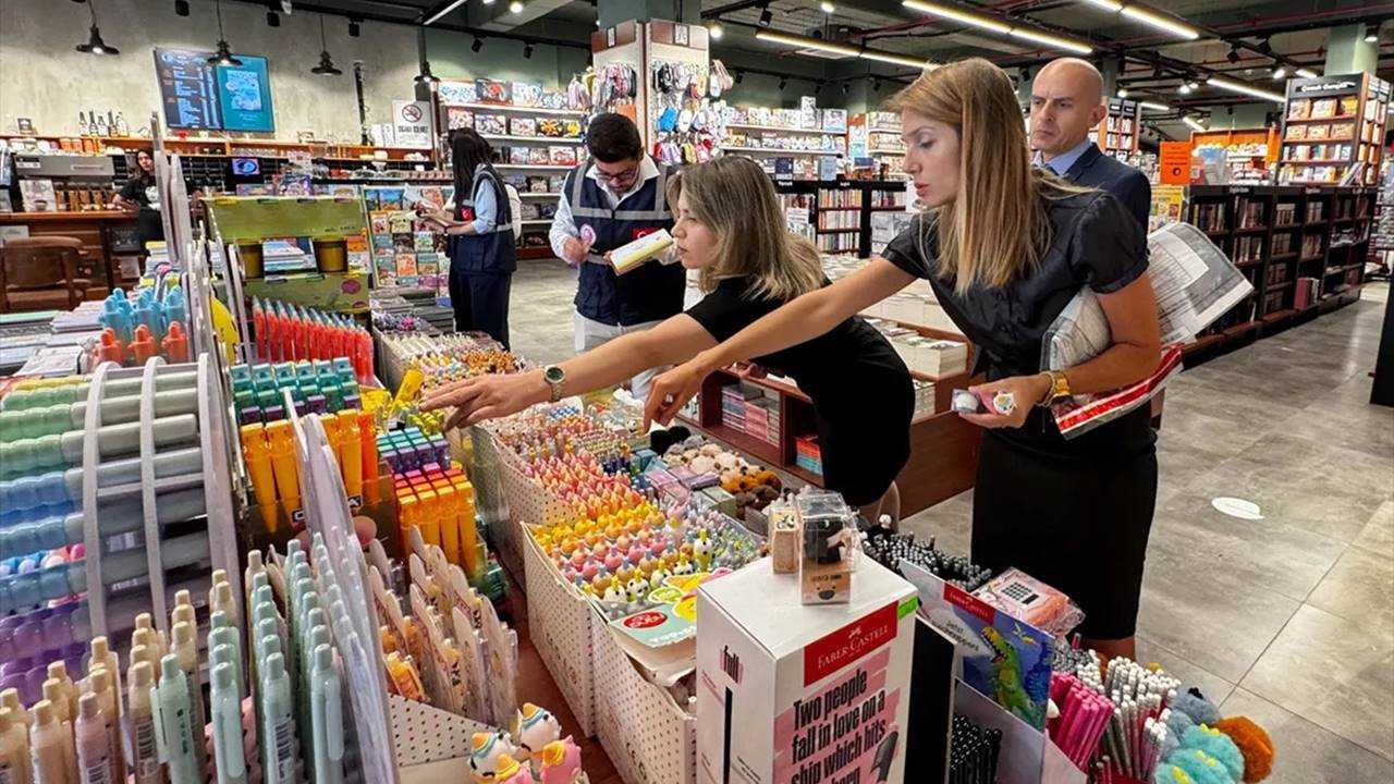 Ticaret Bakanlığı’ndan Okul Ürünlerine Sıkı Denetim 10 Ticaret Bakanligindan Okul Urunlerine Siki Denetim 11
