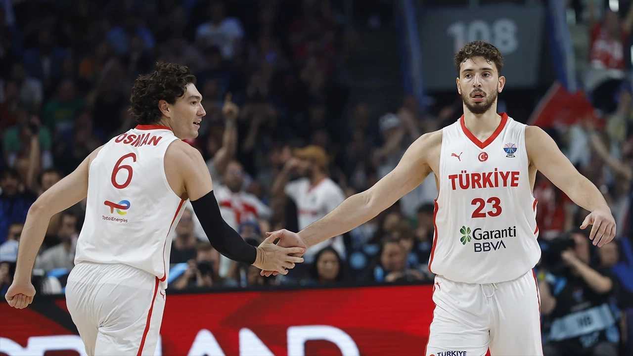 12 Dev Adam Avrupada Zirveye Cok Yaklasti 6