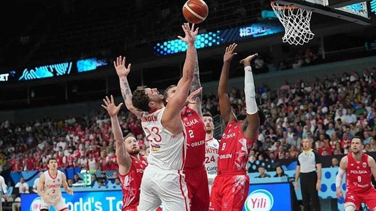 24 Yil Sonra Gelen Gurur Turkiye Yari Finalde 8
