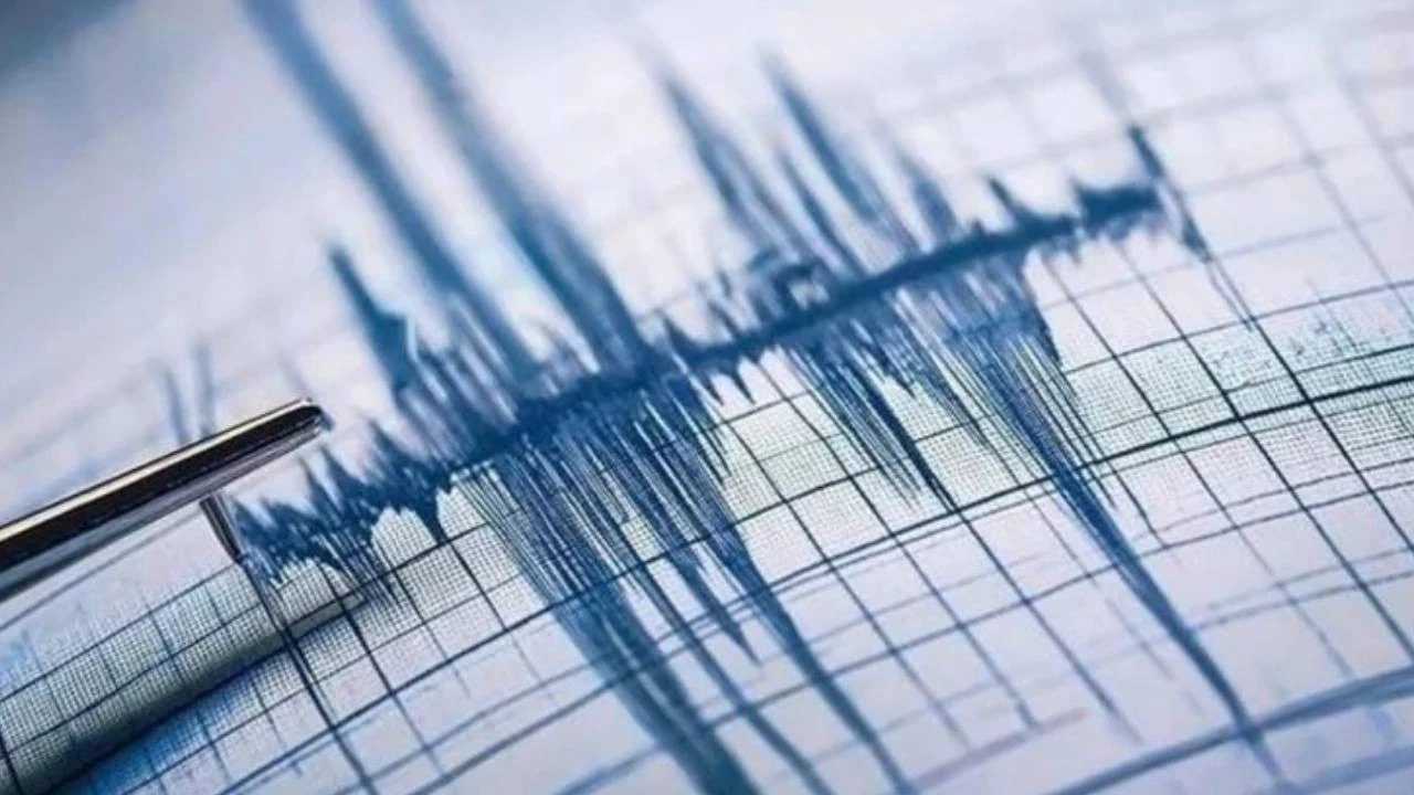 AFAD Acikladi Sindirgida Deprem Panik Yaratti 3