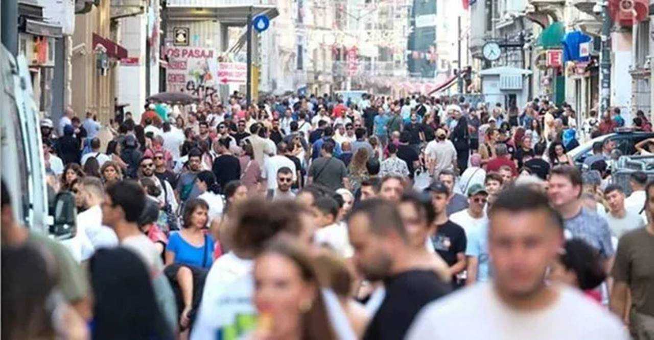 Agustosta Issizlik Patladi 3 Milyonun Uzerinde 4