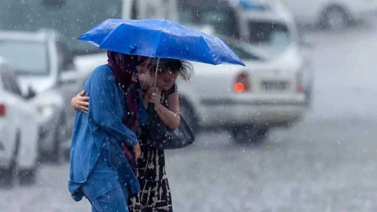 Ani Sağanak Uyarısı: Marmara ve İç Anadolu’da Kuvvetli Yağış 6 Ani Saganak Uyarisi Marmara ve Ic Anadoluda Kuvvetli Yagis 7