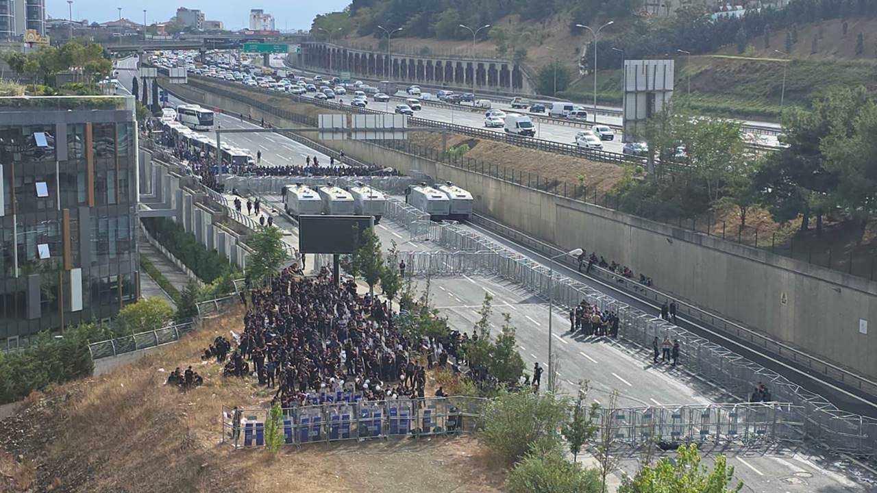 CHP İstanbul’da Gerilim Tırmanıyor 1 CHP Istanbulda Gerilim Tirmaniyor 2