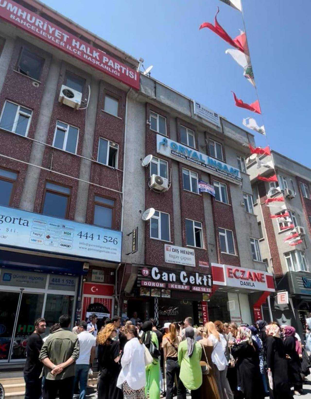 CHP İstanbul’da Gerilim Tırmanıyor 2 CHP Istanbulda Gerilim Tirmaniyor 3